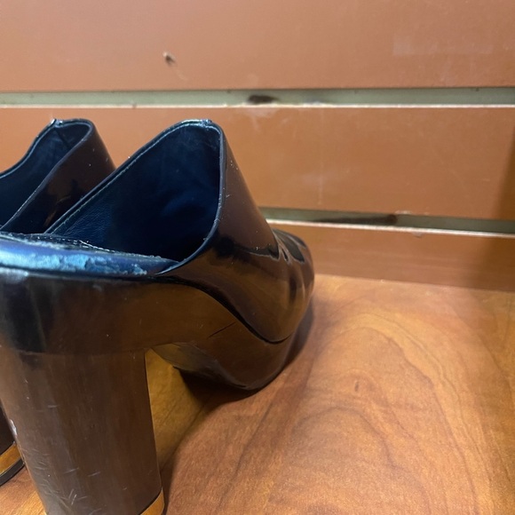 Tory Burch Black Mules with Cushioned Sole - Picture 10 of 10